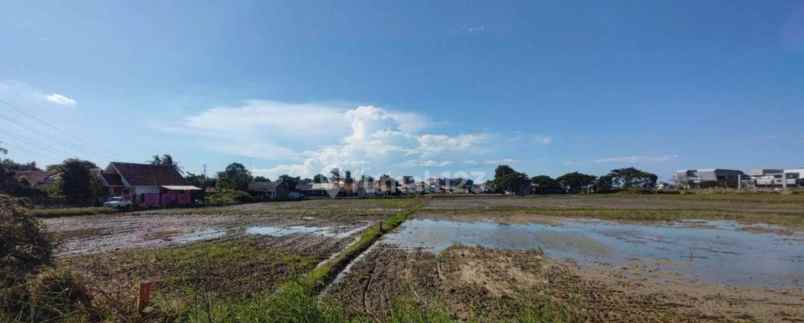 dijual tanah samping summarecon crown
