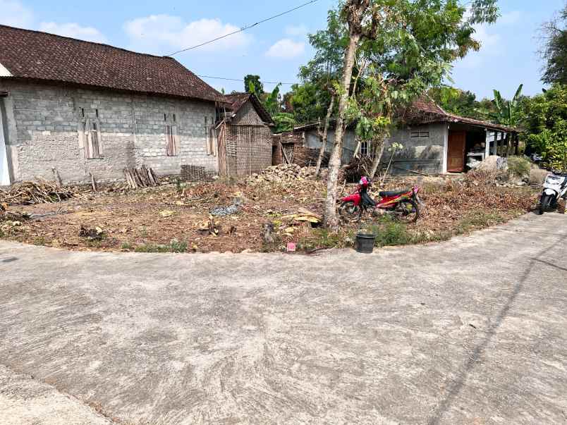 dijual tanah timur puskesmas