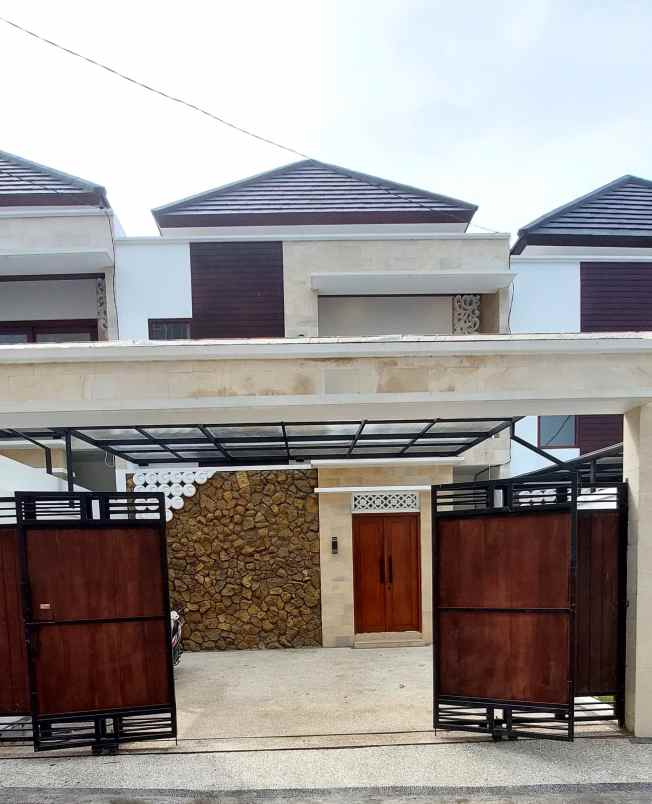 dijual villa benoa
