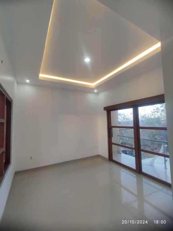 dijual villa benoa