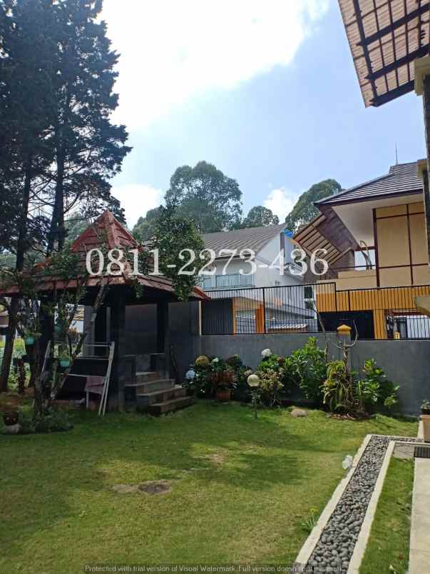 dijual villa cisarua