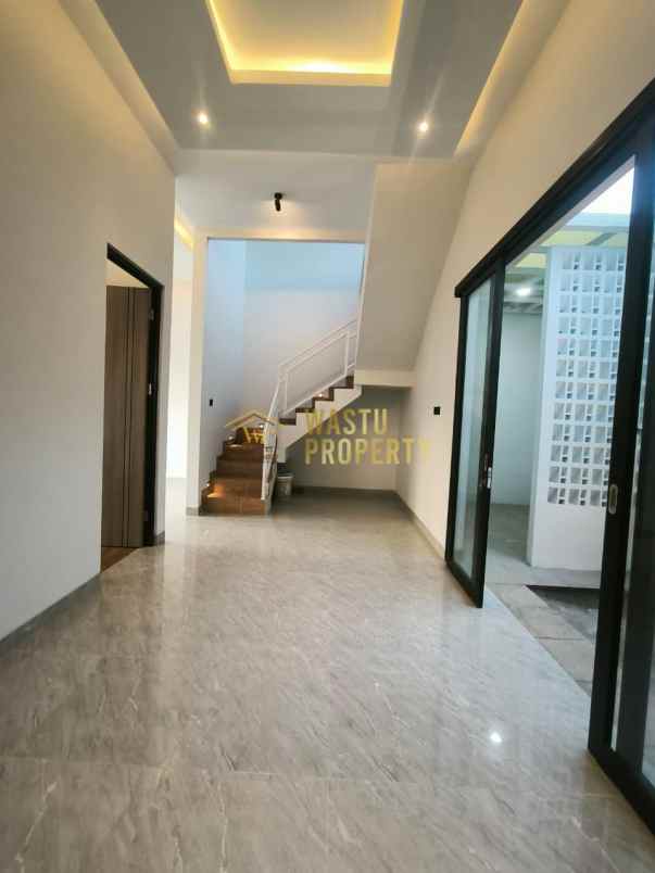 dijual villa mlati sleman