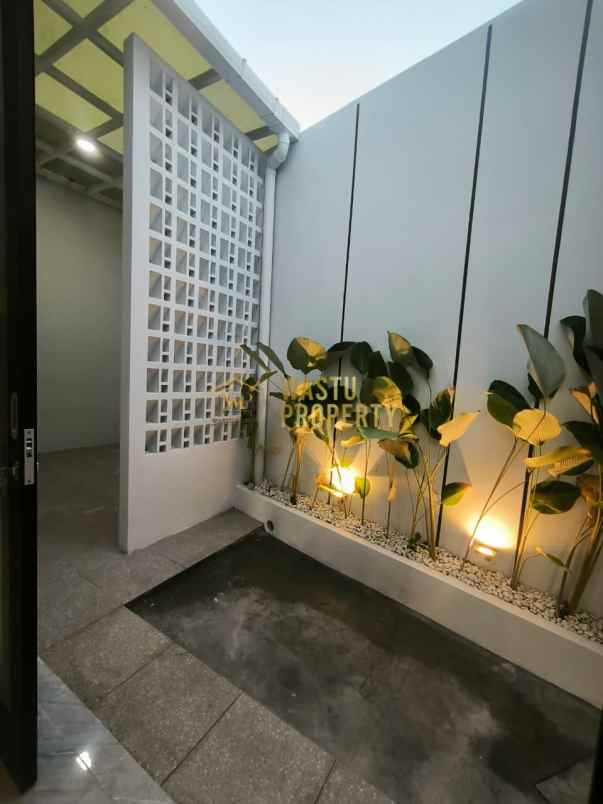 dijual villa mlati sleman