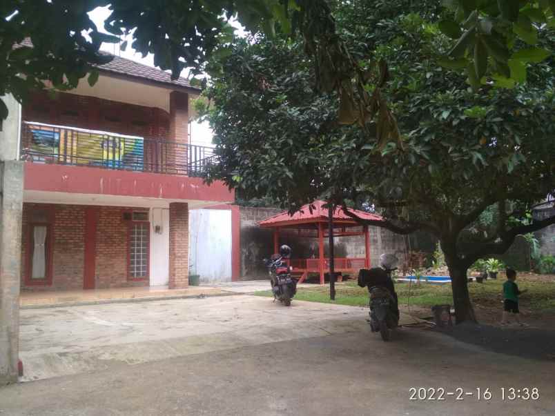 dijual villa sentul