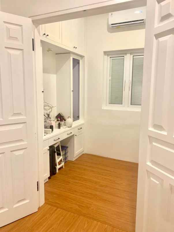 dijual villa umalas kerobokan