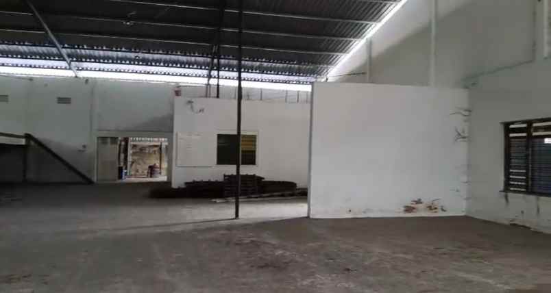 disewakan gudang di nganjuk