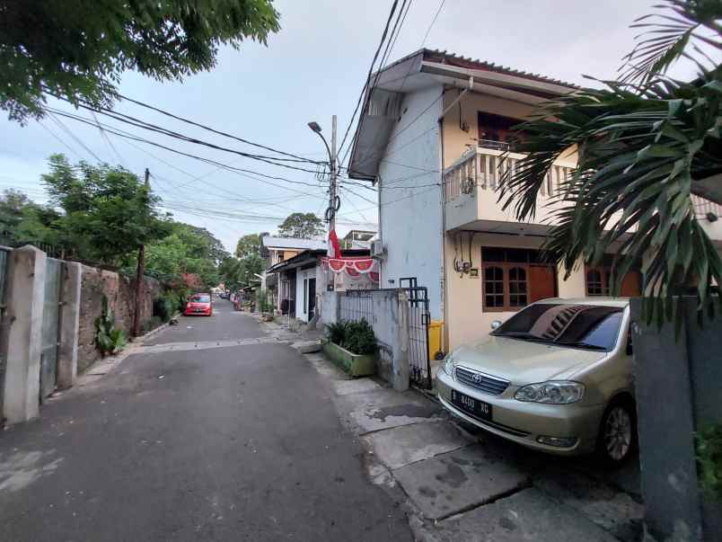 disewakan kost jl asem rt 2 rw 2 ps minggu