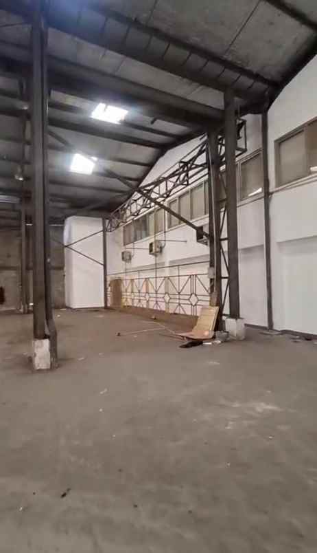 disewakan ruko gudang kantor delta silicon cikarang