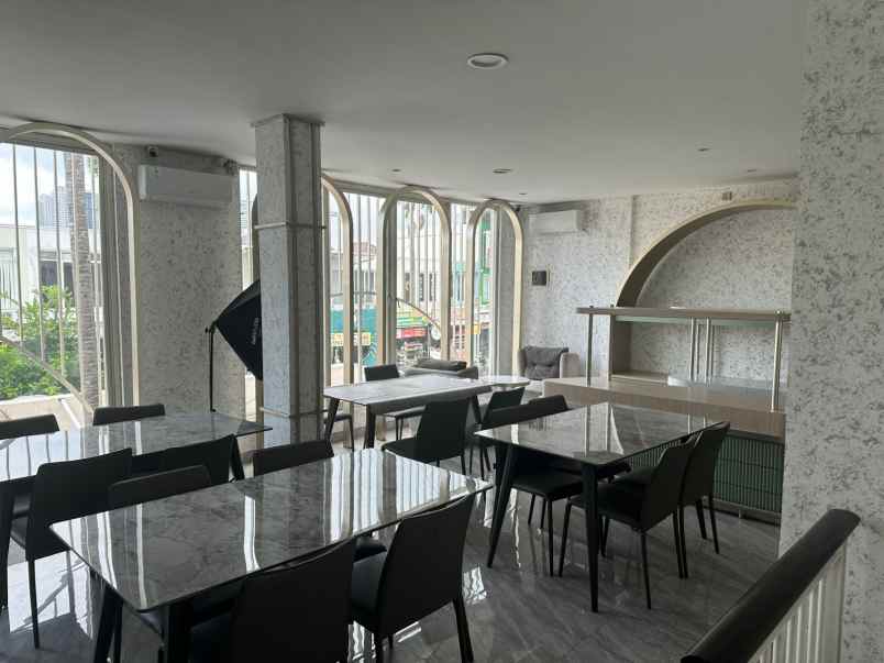 disewakan ruko gudang kantor san antonio pakuwon city