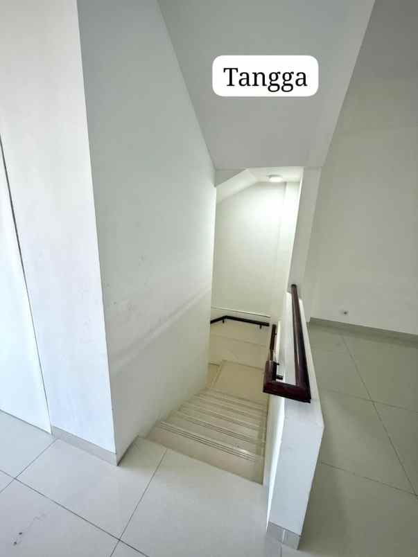 disewakan ruko gudang kantor the avenue merr