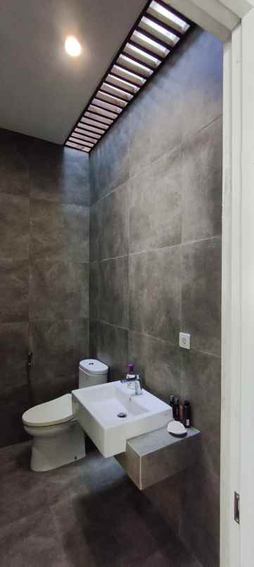 disewakan rumah citraland waterfront