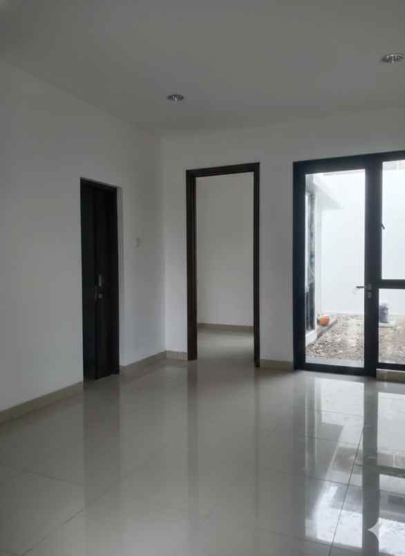 disewakan rumah cluster mahakam mts jgc