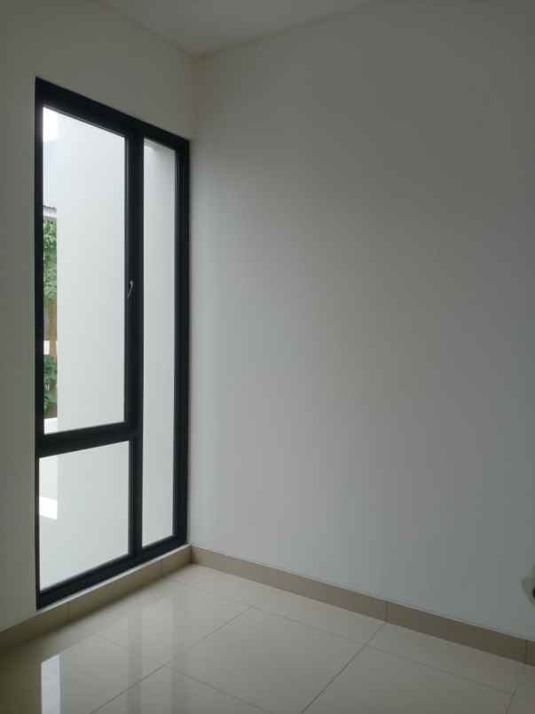 disewakan rumah cluster mahakam mts jgc