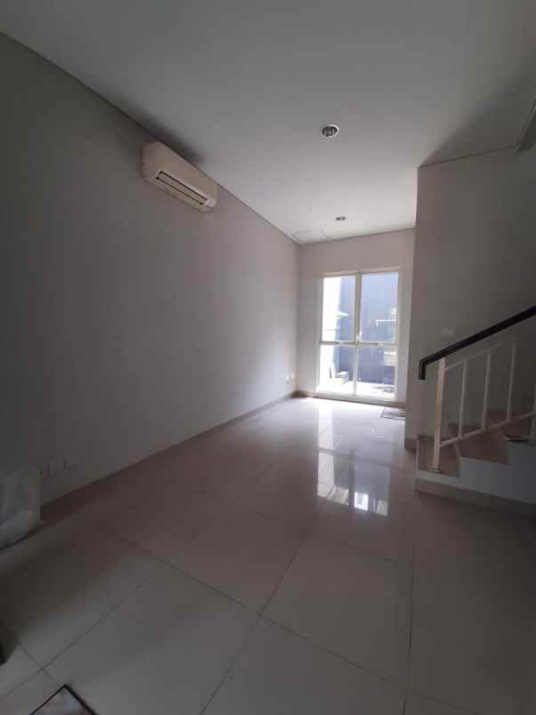 disewakan rumah cluster mississippi jgc