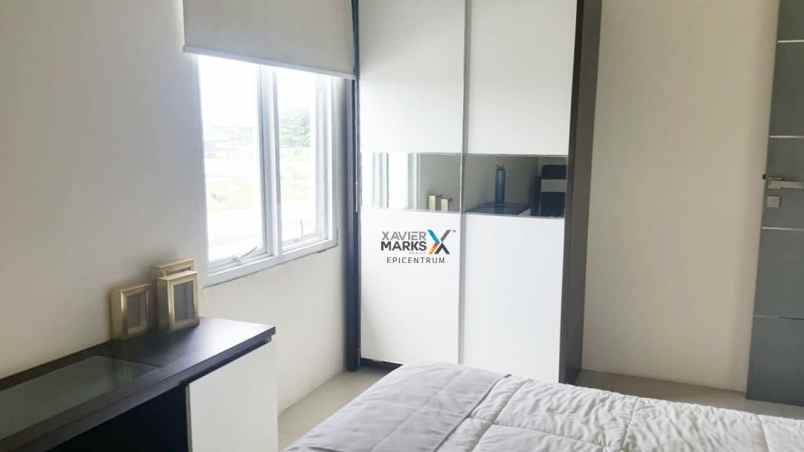 disewakan rumah di sukolilo dian regency 2 furnished