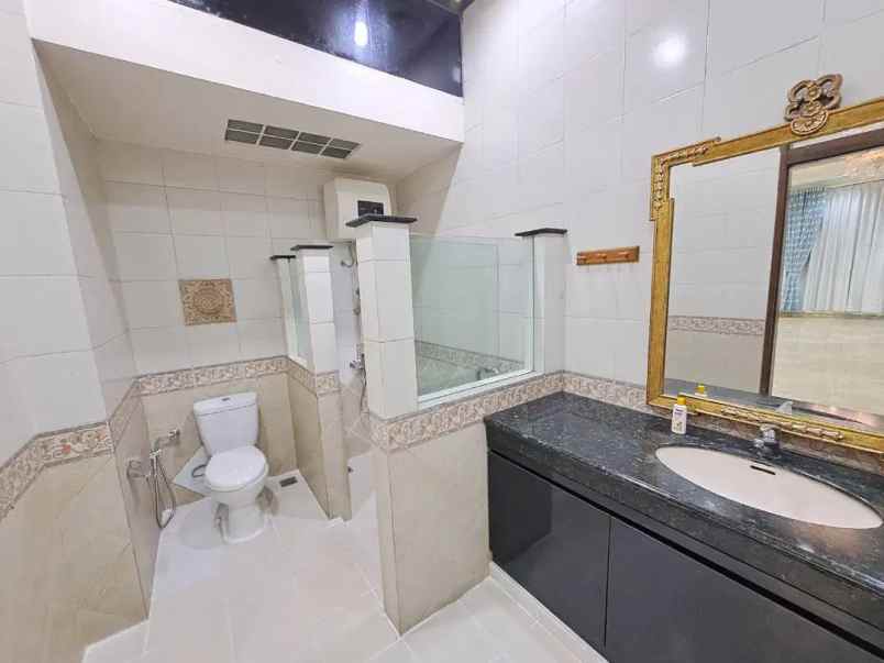 disewakan rumah gandaria