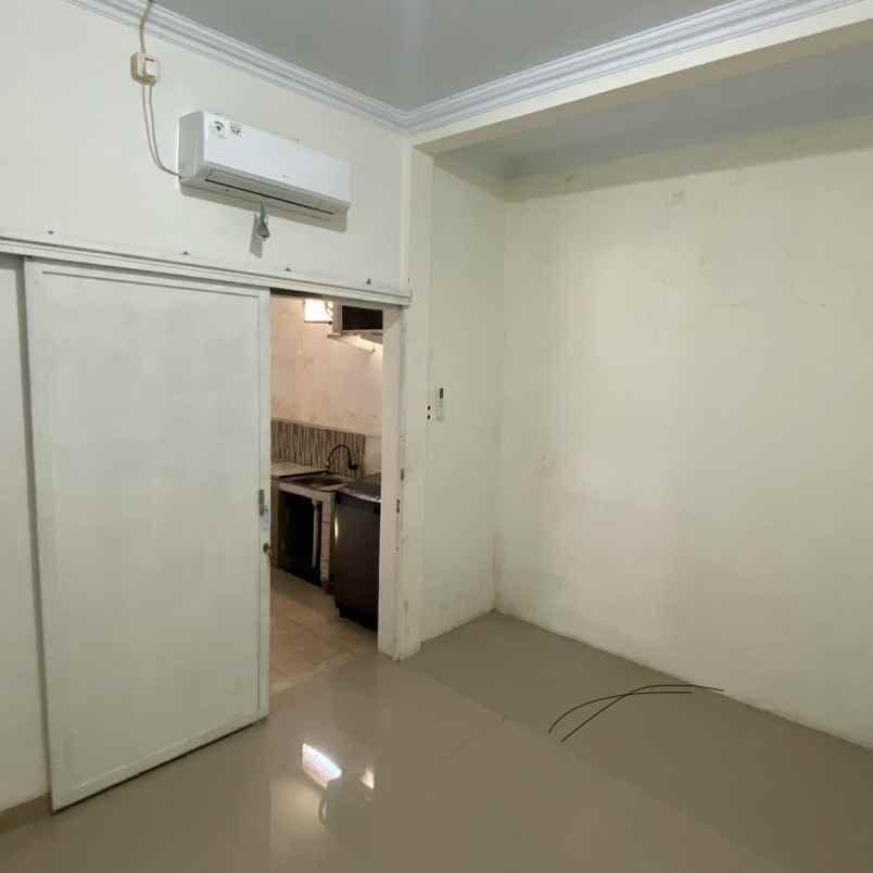 disewakan rumah jambidan