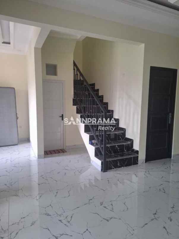 disewakan rumah jatimulya depok