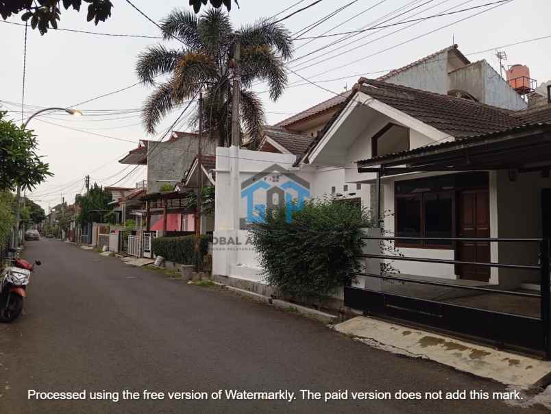 disewakan rumah jl pesantren