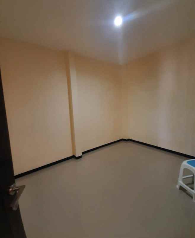 disewakan rumah pantai mentari