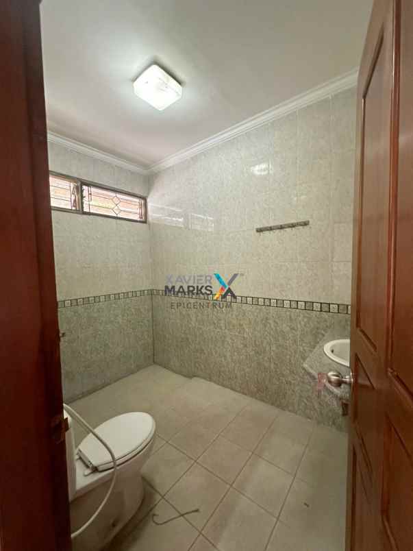 disewakan rumah prapen indah timur