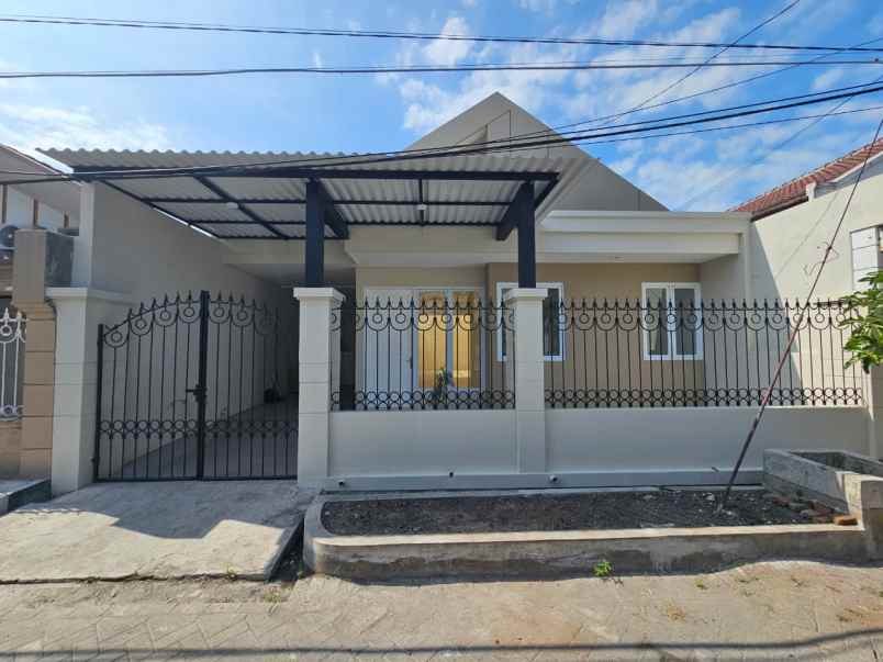 disewakan rumah sutorejo