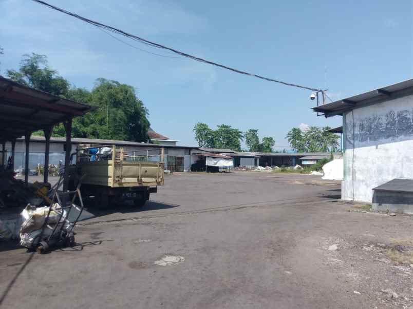 gudang bekas pabrik area sawunggaling jemundo sidoarjo
