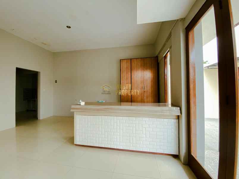 guest house tanah luas di maguwoharjo sleman