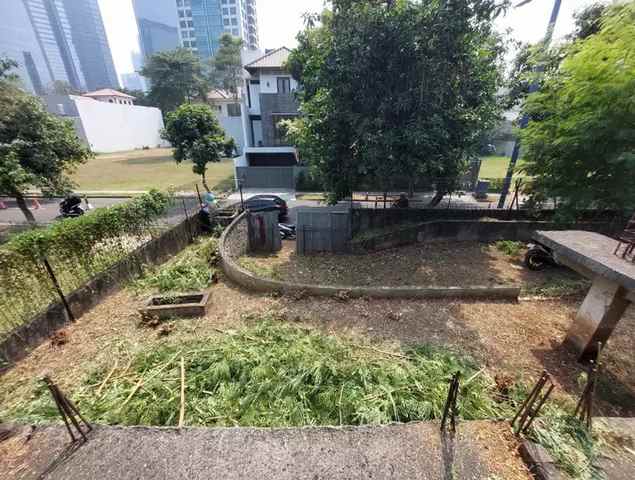 jl mega kuningan barat 760 m2 mariah imran