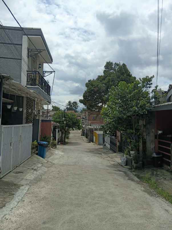 jual cepat rumah lokasi bagus di graha bukit raya 1