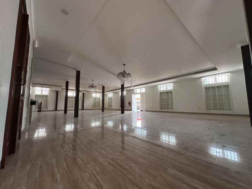jual gedung warisan kota tua taman sari jak bar