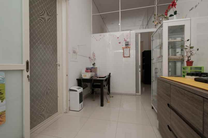 jual perum nirwana eksekutif rumah bentuk kantor