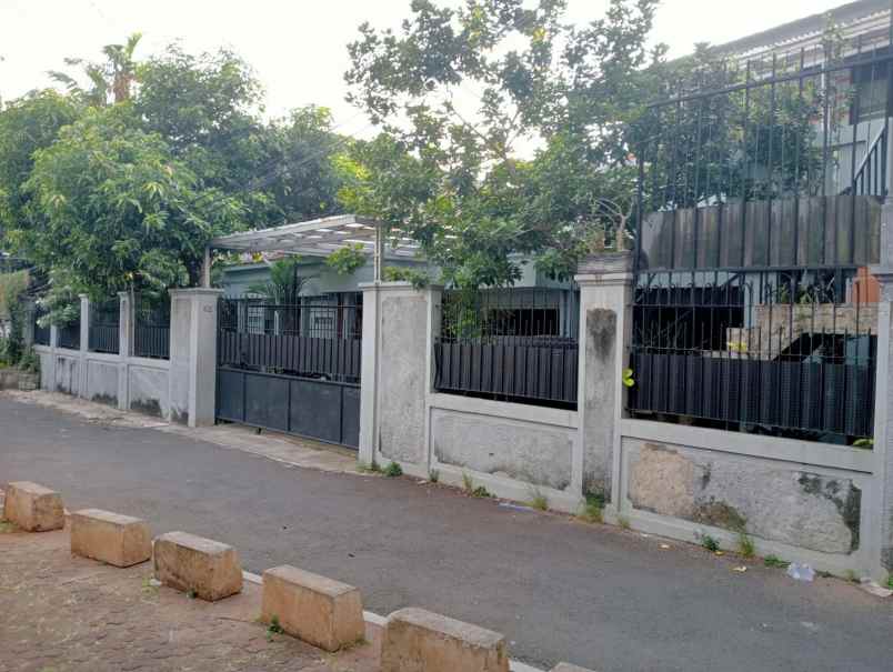 jual rumah di kebun jeruk jakarta barat bebas banjir