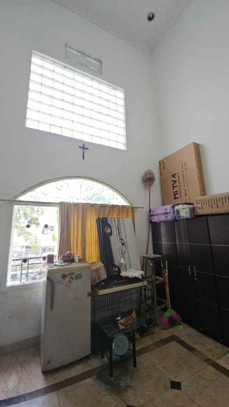 jual rumah hook taman ratu jak bar