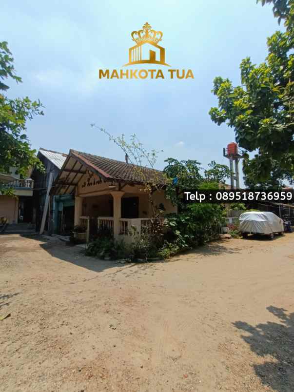 kebayoran lama ruko dan rumah di pinggir jalan raya