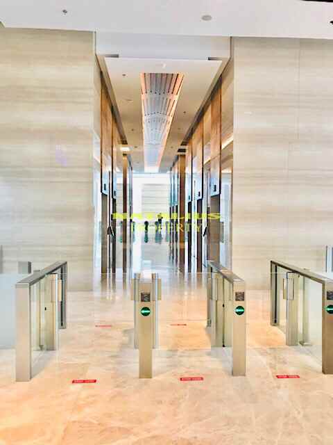 komersial mega kuningan