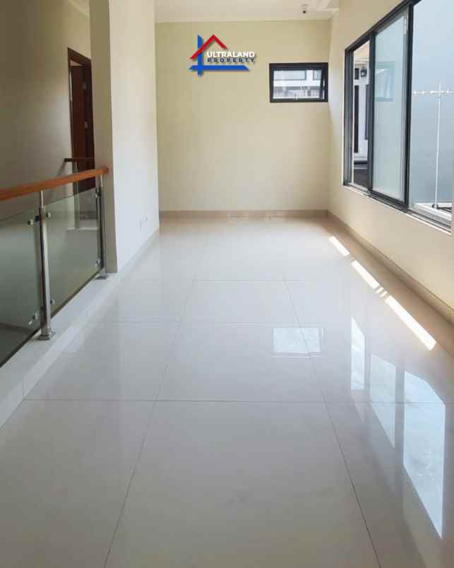 kota wisata rumah dijual belum di huni 87009