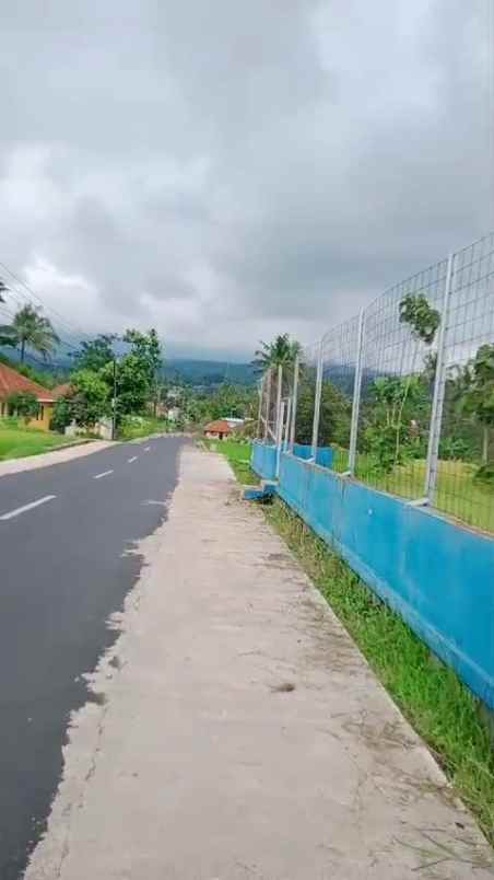 lahan strategis dan rata dekat kawasan wisata