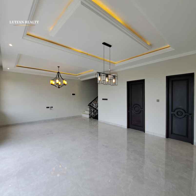 luxury home jagakarsa dekat cilandak kko
