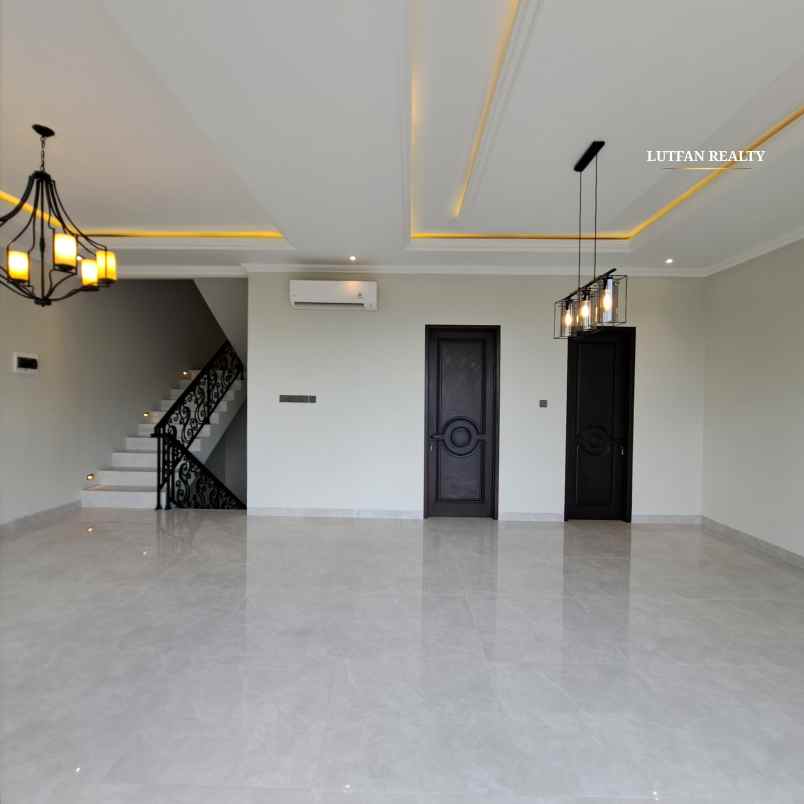 luxury home jagakarsa dekat cilandak kko