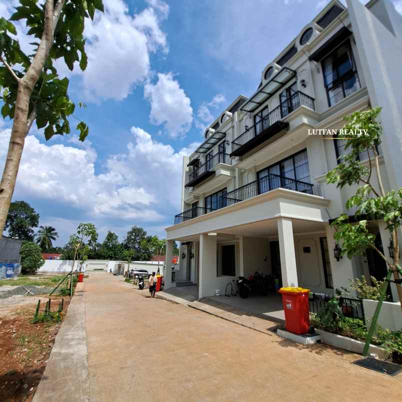 luxury home jagakarsa dekat cilandak kko