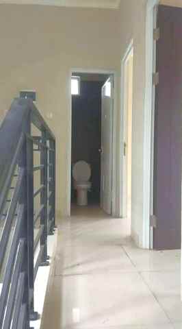 metland transyogi 1 lantai mariah imran