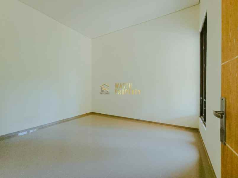 miliki rumah siap huni dekat kampus uii jakal atas