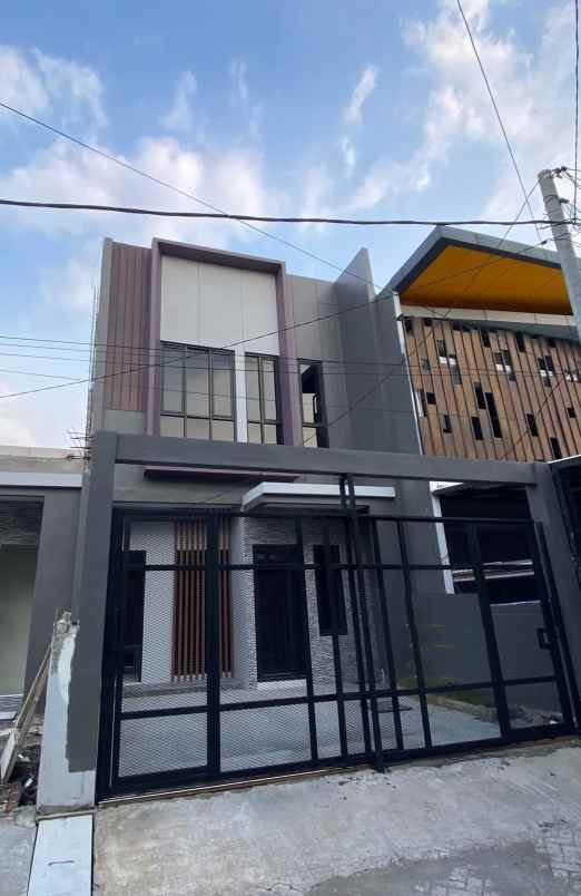 new gress rumah 1m an mepet uwm kalijudan galaxy mall