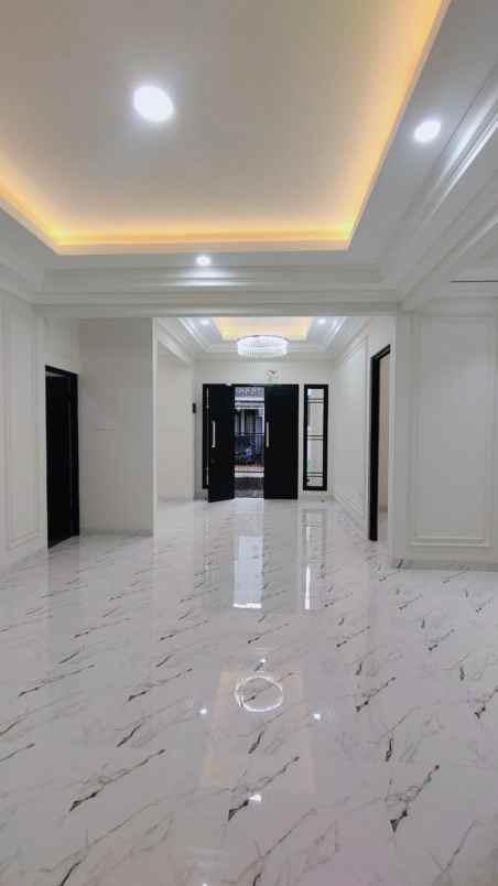 rasain hidup tenang di rumah modern kencana loka bsd