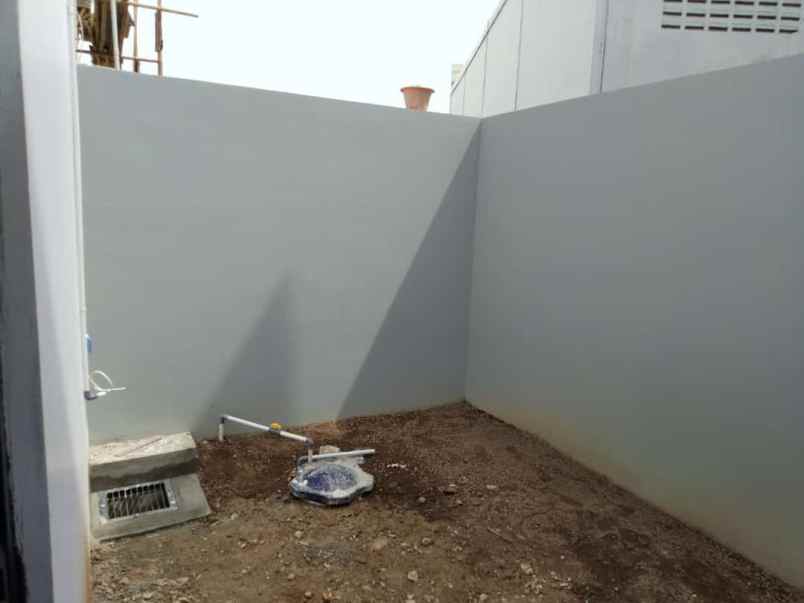 ruko 2 lantai paling strategis di pinggir jalan raya