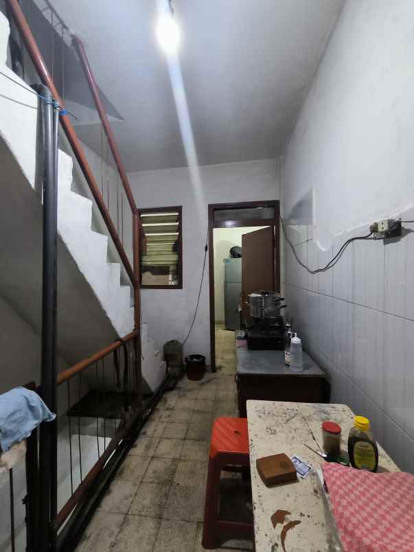 ruko raya kapasan nego sampe deal