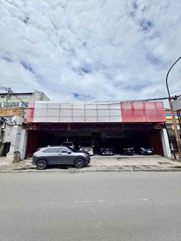 ruko showroom pinggir jalan di sultan agung bekasi