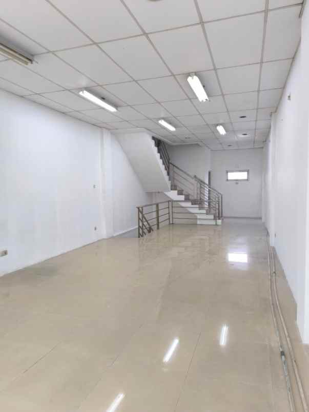 ruko super strategis jalan raya harapan indah bekasi