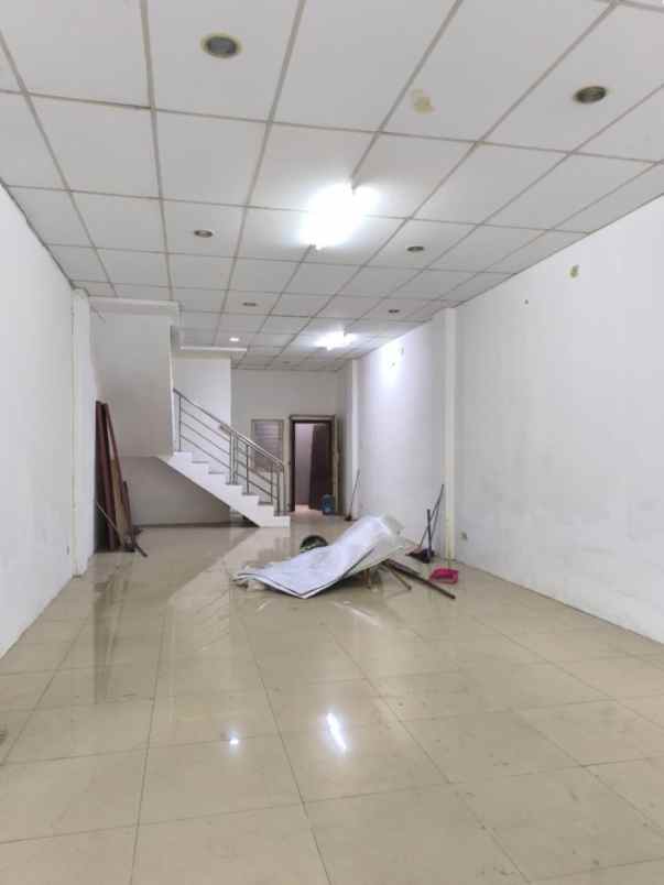 ruko super strategis jalan raya harapan indah bekasi